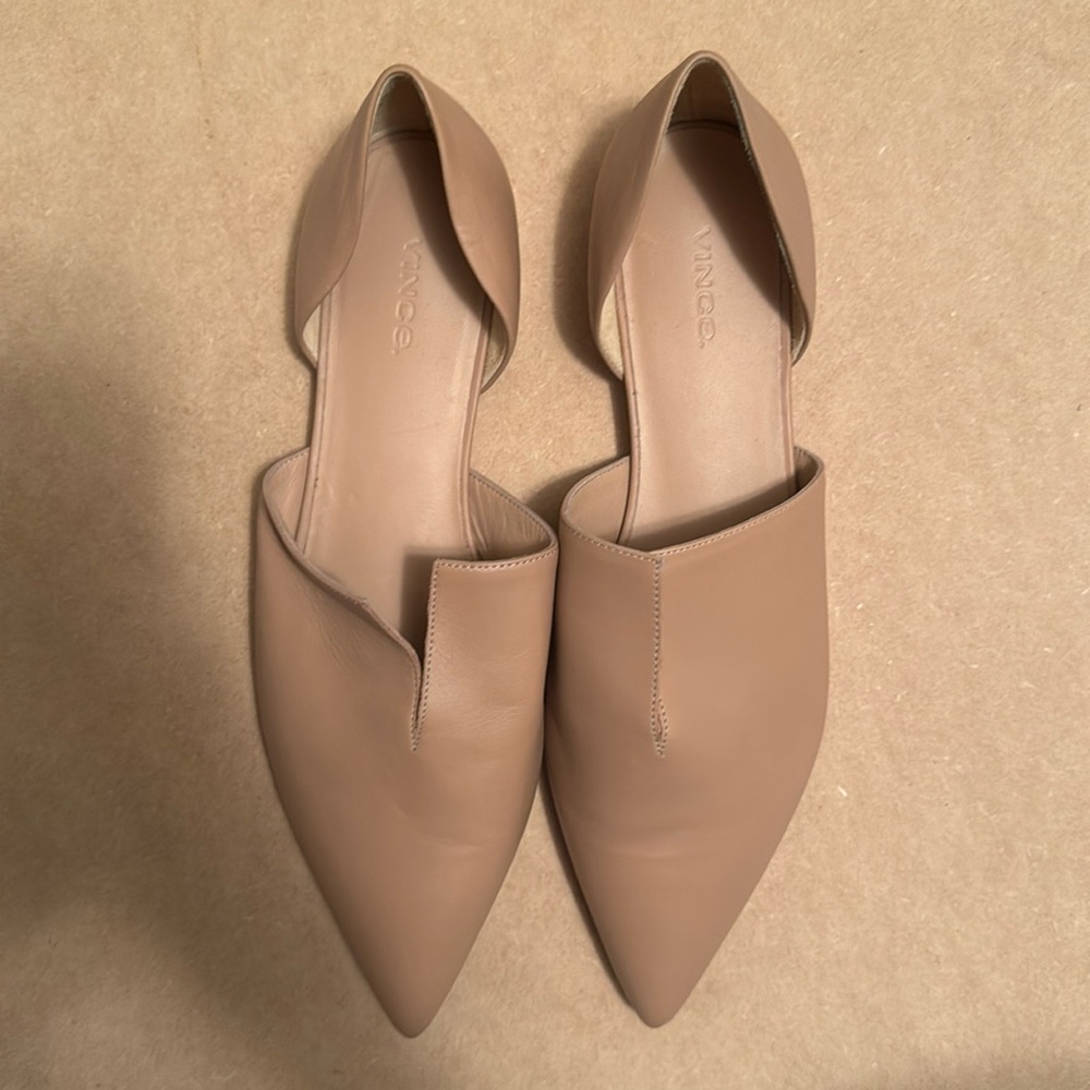 BRAND NEW Vince Darlington Nude Leather Pointed Toe Flats
